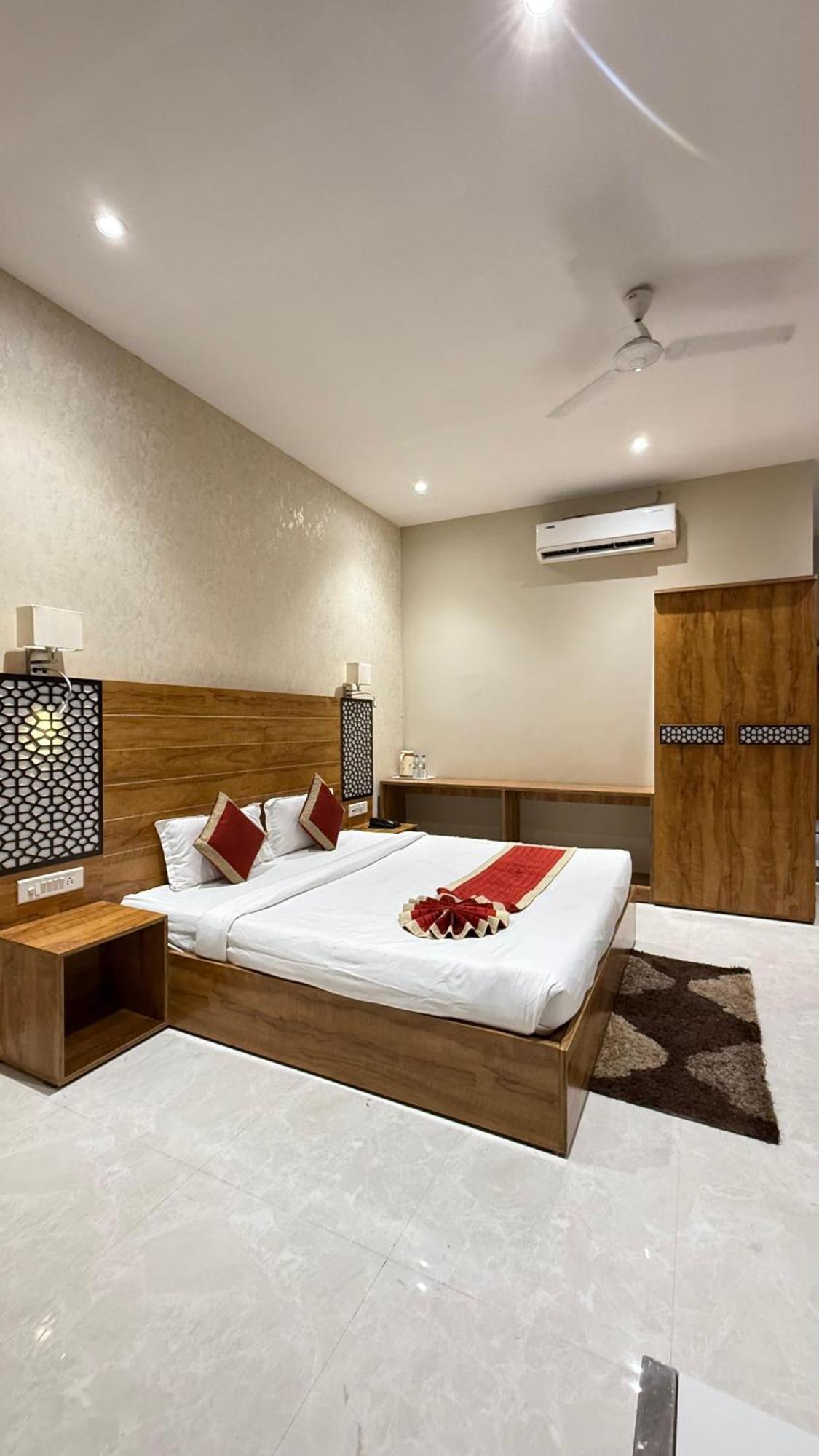 Hotel Emperor Paradise Bilāspur Εξωτερικό φωτογραφία