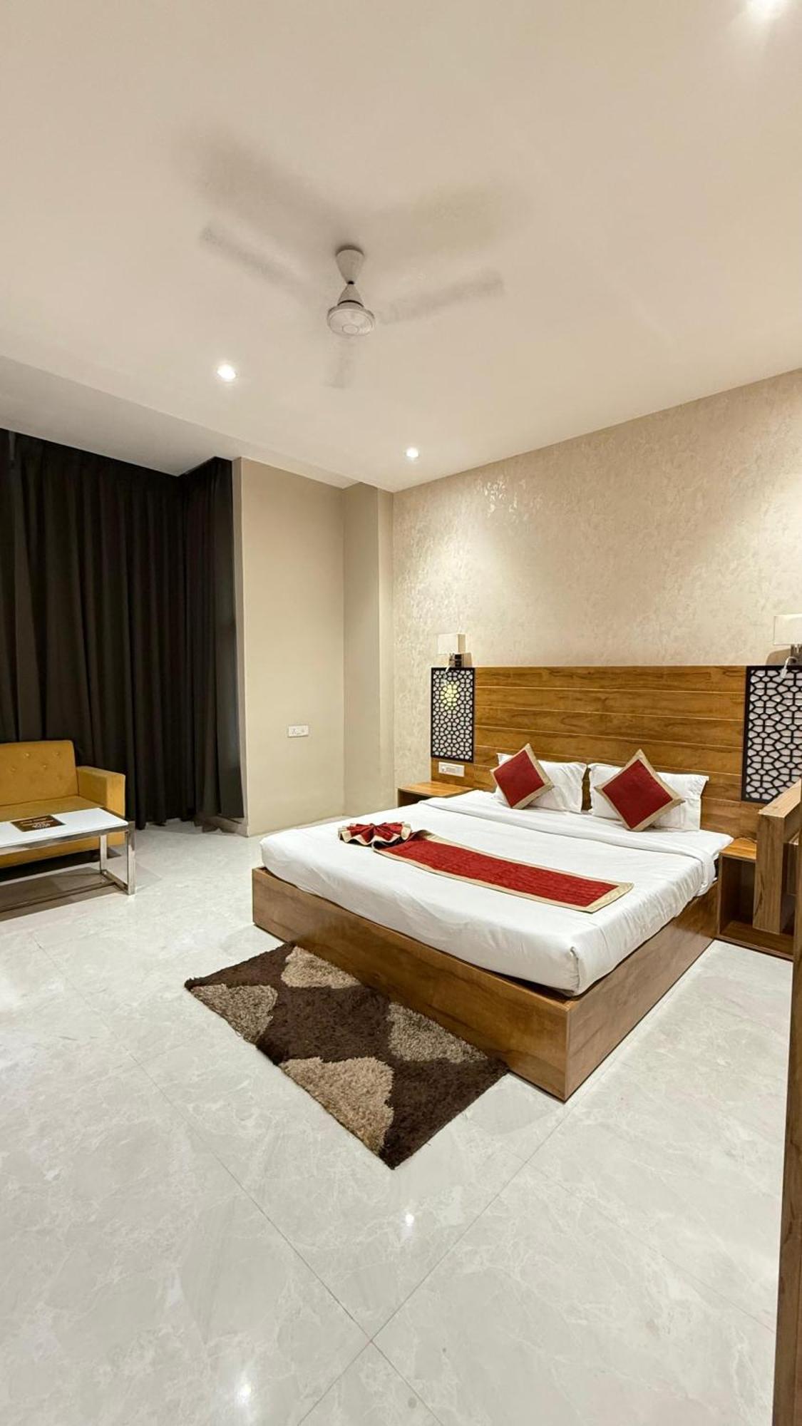Hotel Emperor Paradise Bilāspur Εξωτερικό φωτογραφία